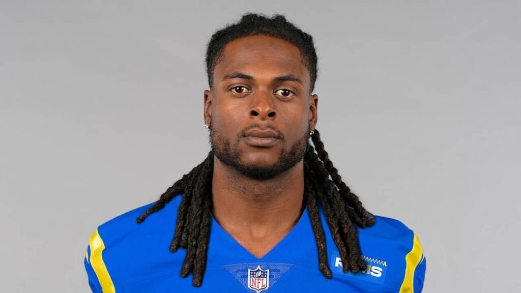 davante adams takes a swipe at the bears.