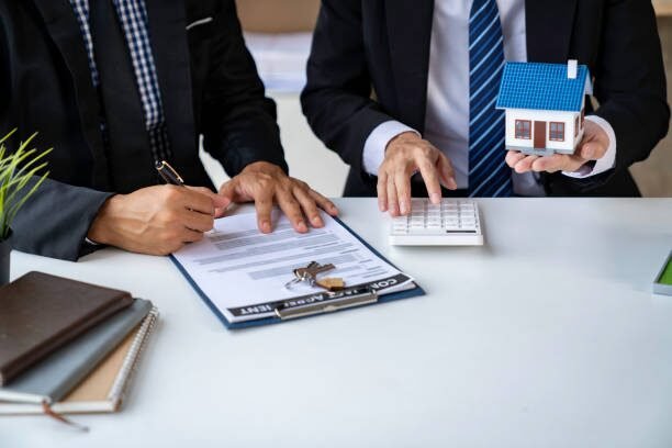 who delivers your offer to the seller framework