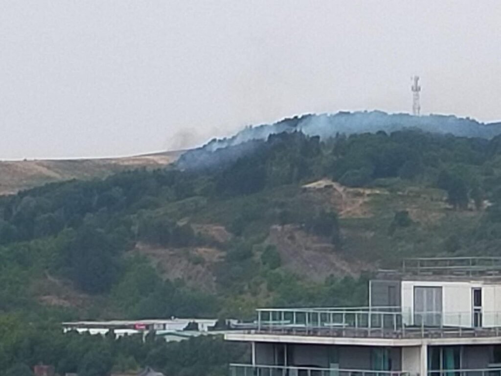 sheffield wildfire parkwood springs